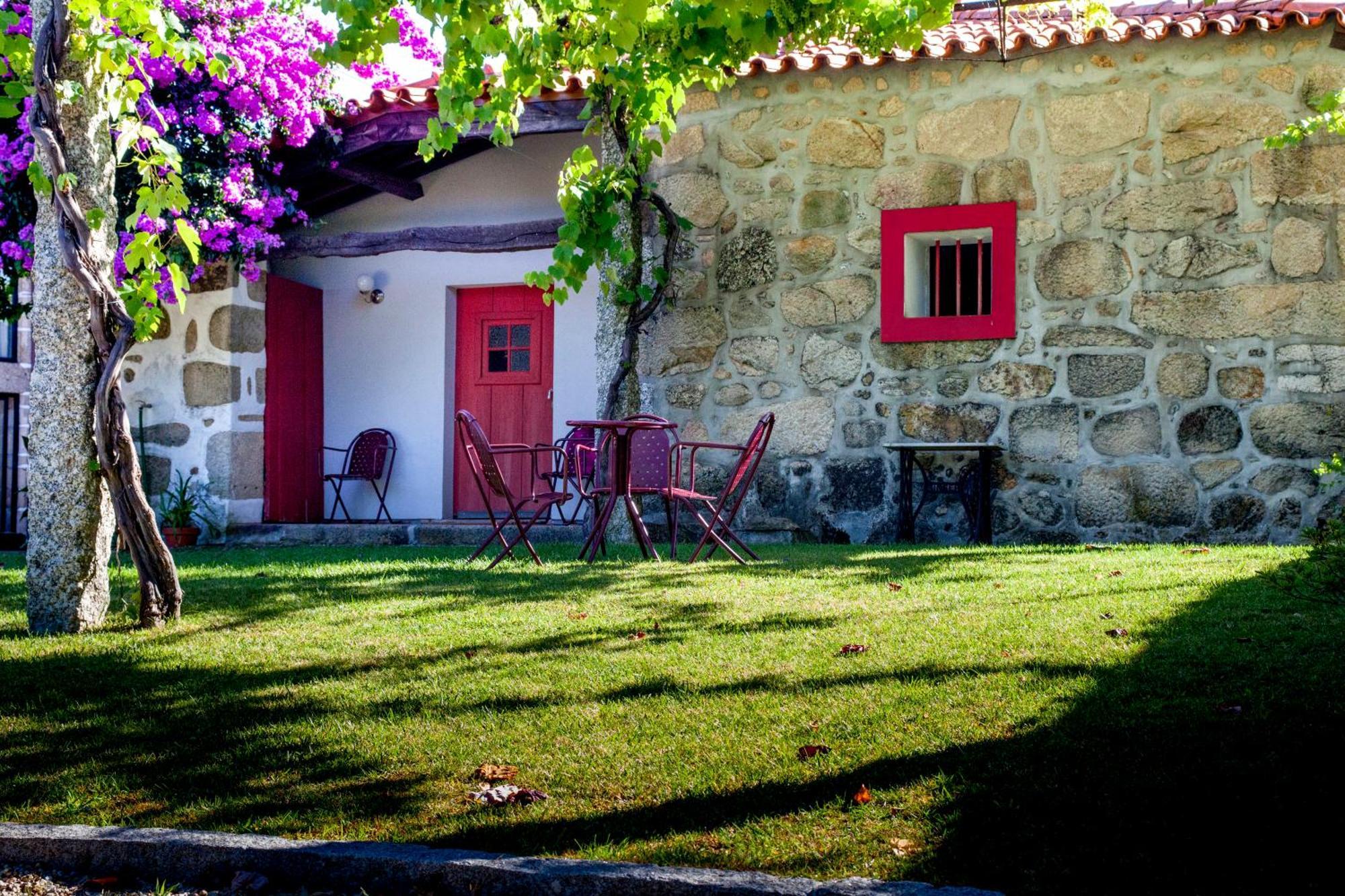1720 Quinta Da Cancela - Winery & Farmhouse غيمارايش الغرفة الصورة