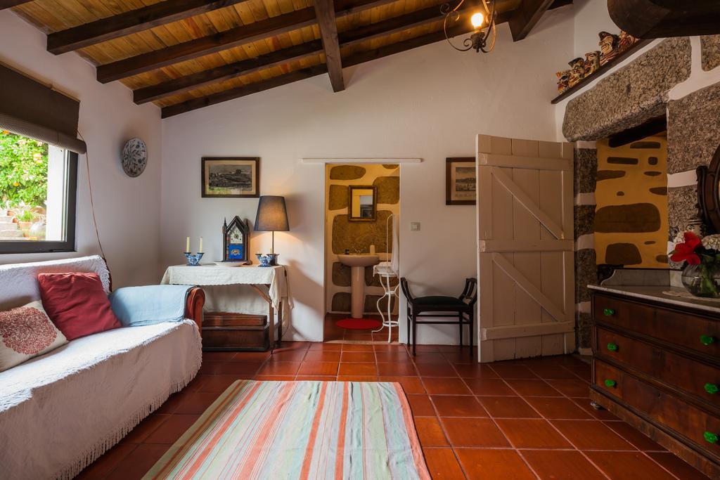 1720 Quinta Da Cancela - Winery & Farmhouse غيمارايش الغرفة الصورة